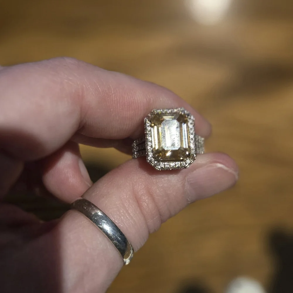 One Of A KIND - Picture 6 of 10